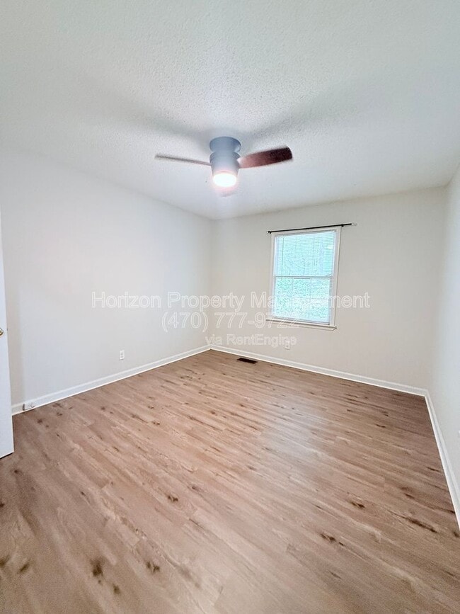 Building Photo - 4433 Sardis Dr
