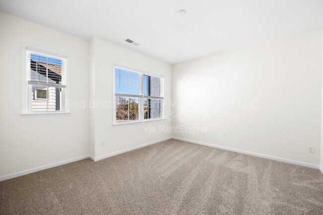 Building Photo - 5720 Rivulet Wy