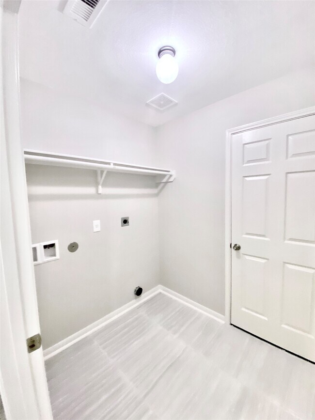 Building Photo - 4414 Peppermint Hill Ln