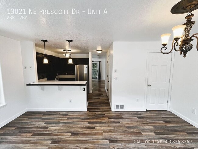 Building Photo - 13021 NE Prescott Dr