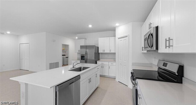 Building Photo - 17244 Cantu Ct