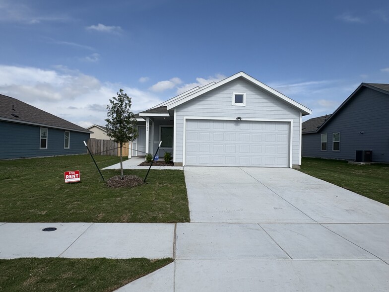 Building Photo - 11736 Marcellus Way