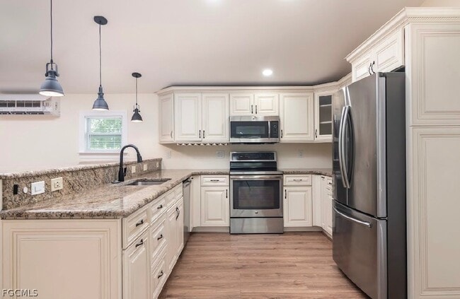 Building Photo - 5111 Country Lakes Dr