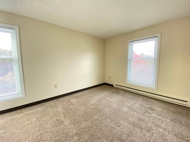 Building Photo - 119 Eastern Ave