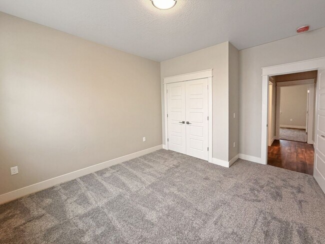 Building Photo - New 3-Bedroom Nampa Home with Quartz Counters, Walk-In Pantry & Dog-Friendly Policy