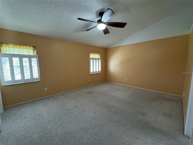 Building Photo - 705 Bough Ave