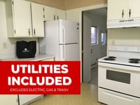 Building Photo - 2 Bed, 1.5 Bath Duplex for Rent in Fort Co...