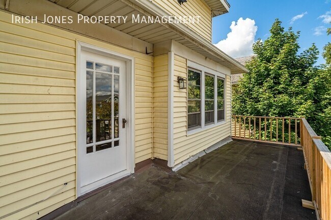 Building Photo - 33 Harding Rd