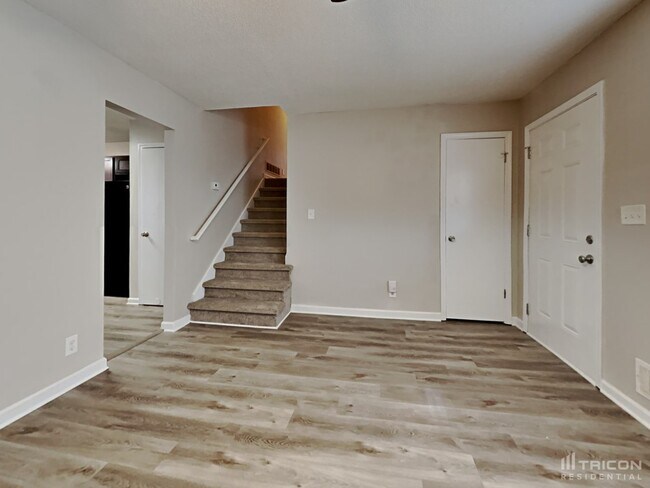 Building Photo - 2632 John Petree Rd