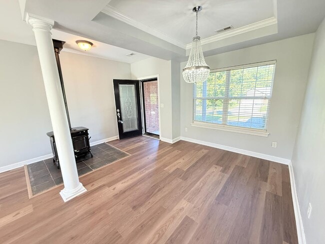 Building Photo - 6313 Sky Crest Ct