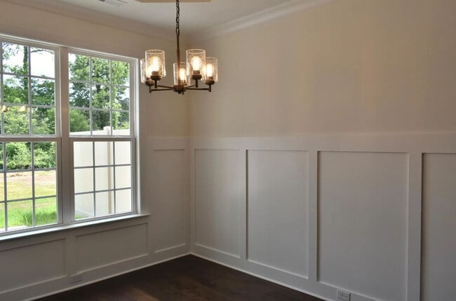 Building Photo - Townhouse for Rent in Hixson