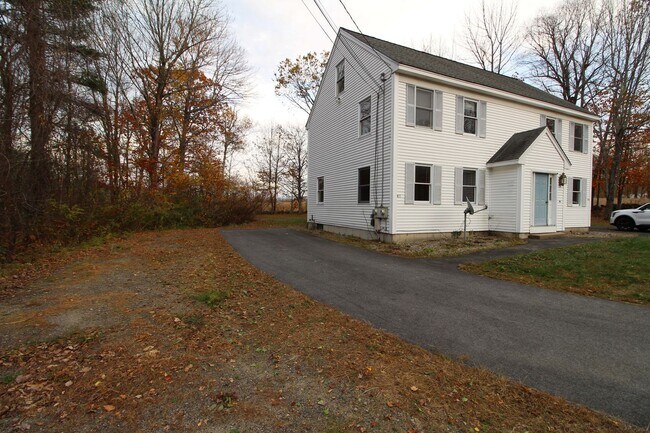 Building Photo - 37 Oak Hill Rd