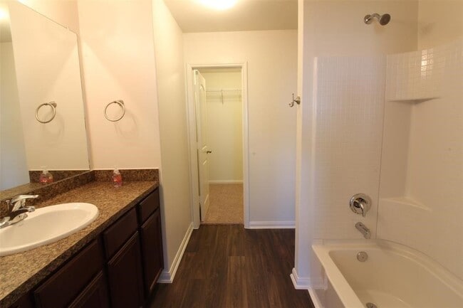 Building Photo - 8202 Sandy Sea Rd