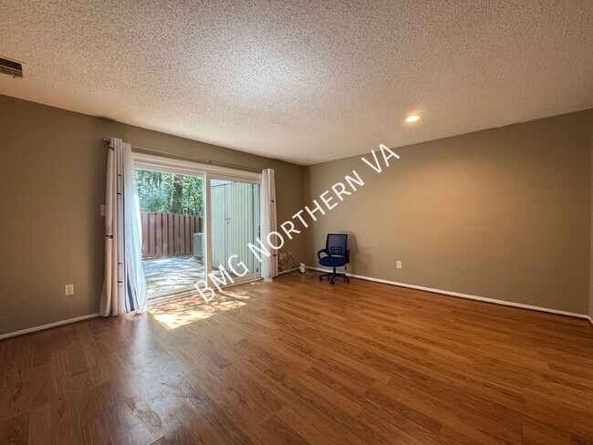 Building Photo - 2177 White Cornus Ln