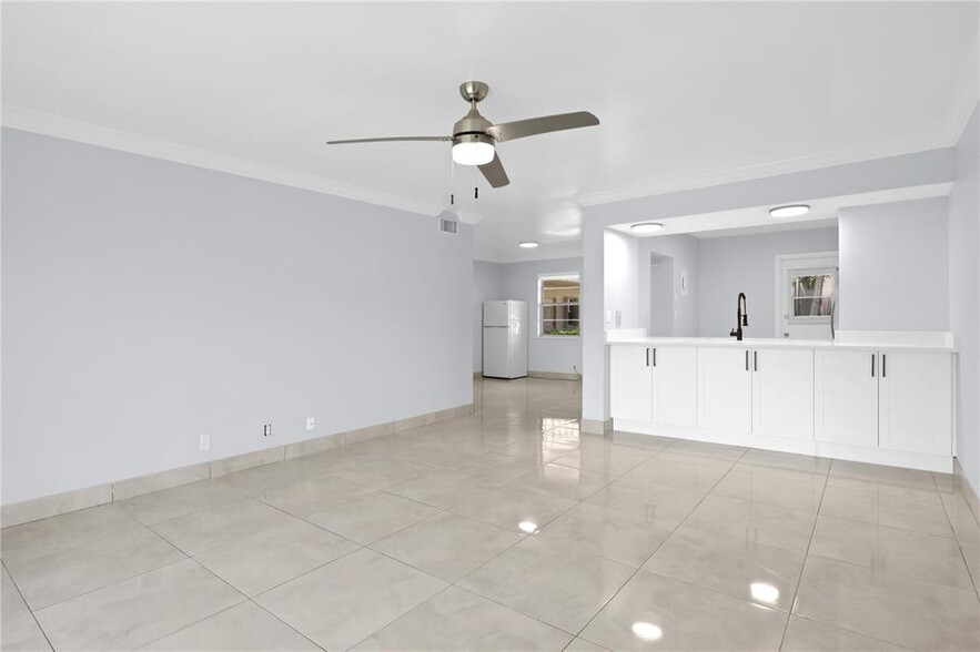 Building Photo - 4100 N 58th Ave