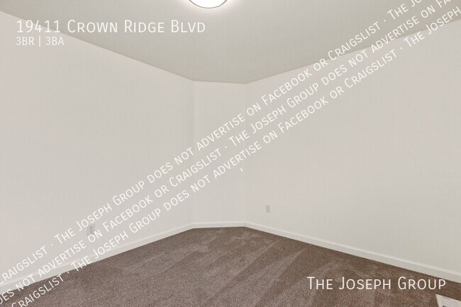 Building Photo - 19411 Crown Ridge Blvd