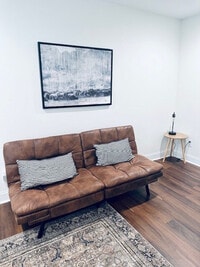 Building Photo - 107 David St