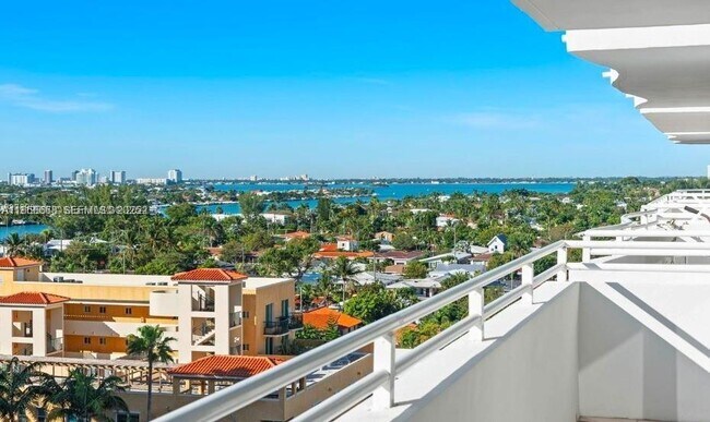 Building Photo - 8911 Collins Ave