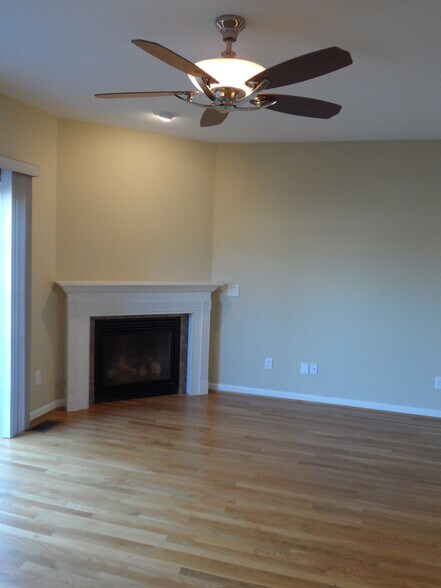 Building Photo - 5308 Reserve Cir