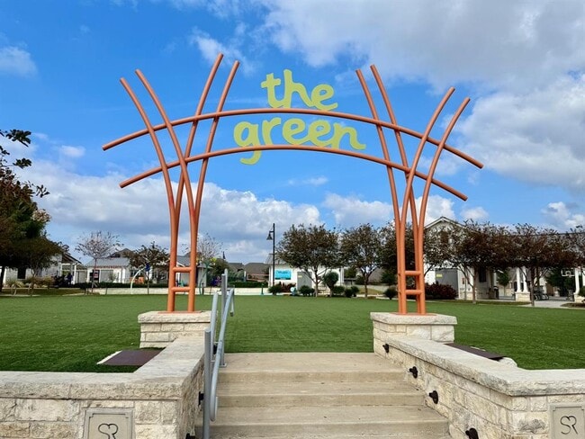 Building Photo - 249 La Dera Dr