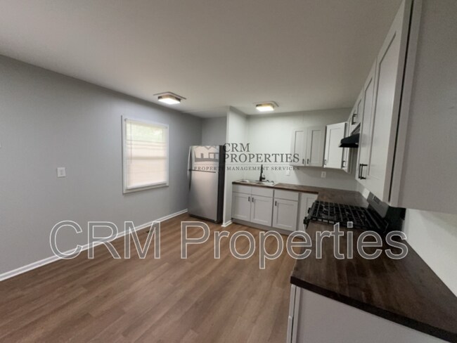 Building Photo - 5204 Arrowhead Blvd