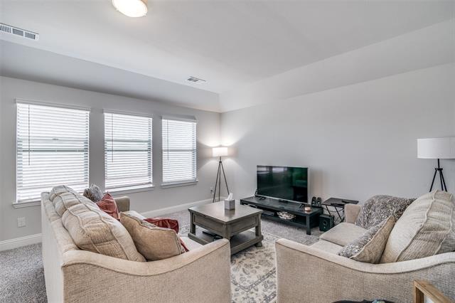 Building Photo - 1069 Norias Dr