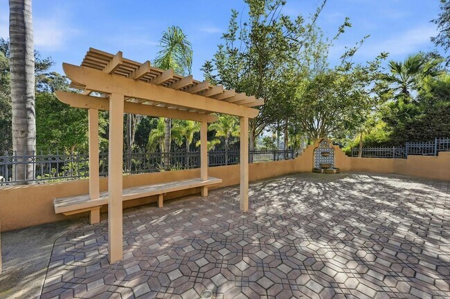 Building Photo - 8010 Gilman Ct