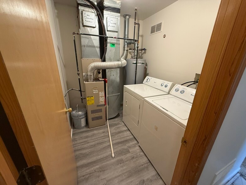 Building Photo - 2216 Frazho Rd