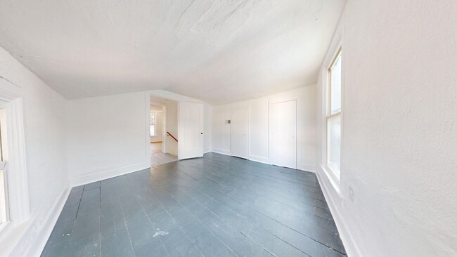 Building Photo - Coming Soon-Haysville, walking distance to town, 3 bedroom