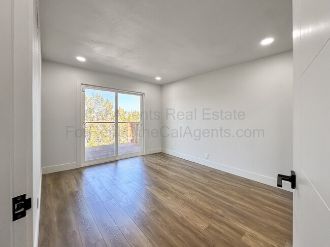 Building Photo - 16624 Selby Dr