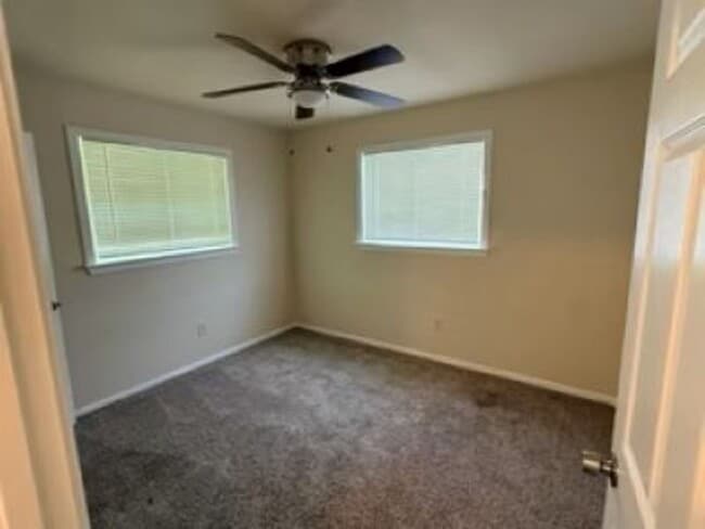 Building Photo - 218 Wilmer Heights Dr