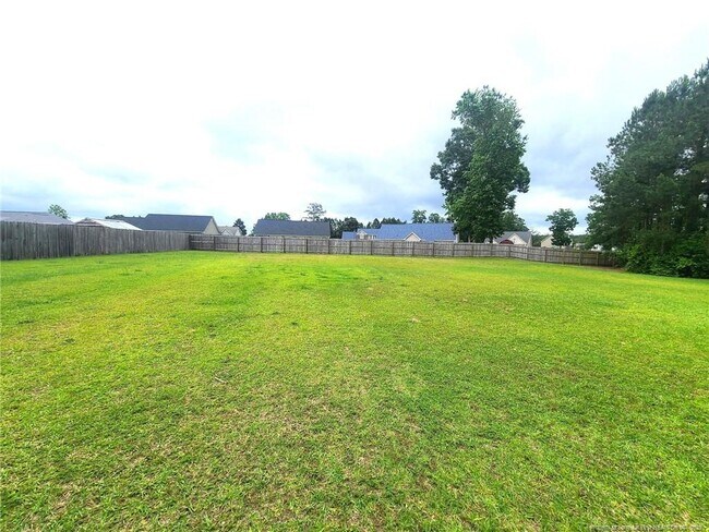 Building Photo - 265 Carolina Oaks Cir