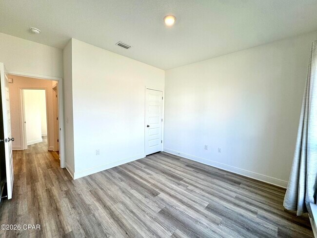 Building Photo - 224 Butler Cv