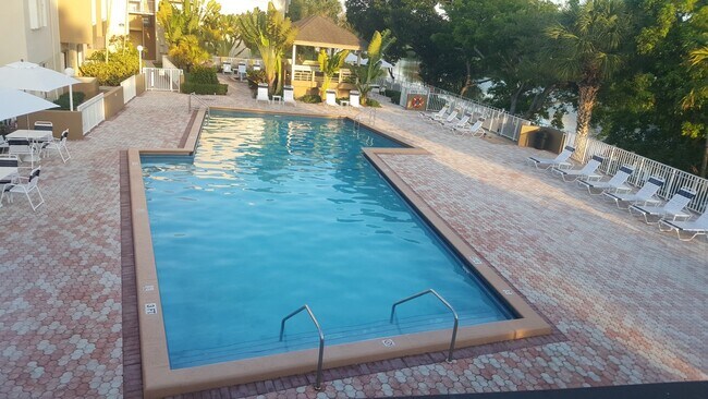 Building Photo - 7765 SW 86th St