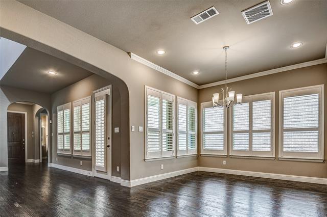 Building Photo - 534 Evergreen Dr