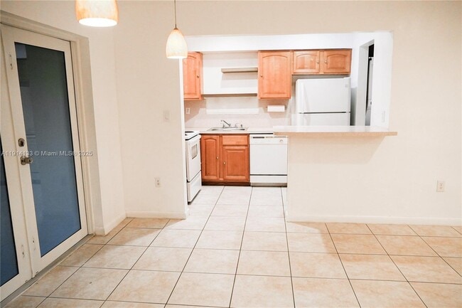 Building Photo - 7620 NW 15th St