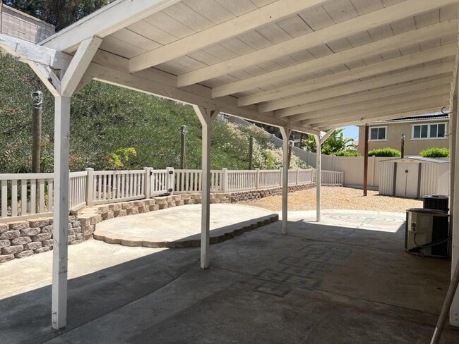 Building Photo - 27749 Hackberry St