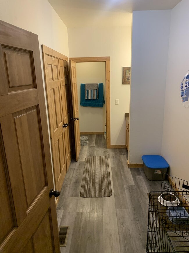 Building Photo - 347 Colter Loop