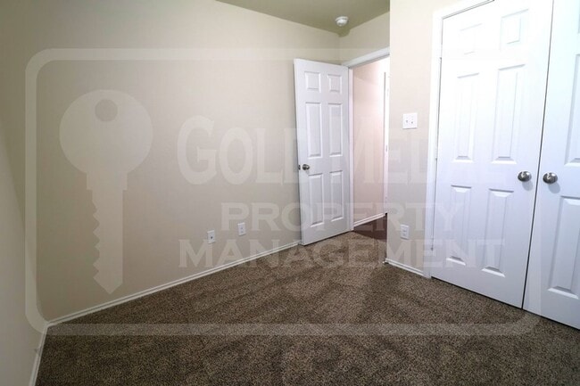Building Photo - Don't Miss Out on This Beauty At 2521 Bargello! - Now Available For Rent!