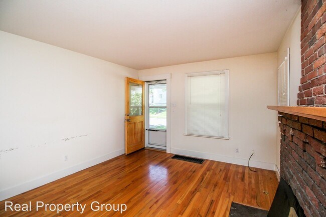 Building Photo - 1410 Anthony St