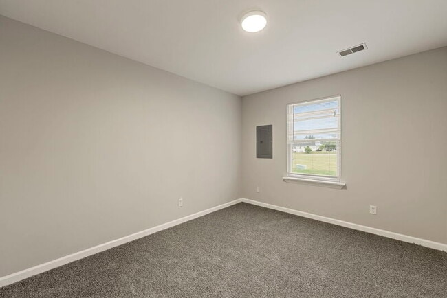 Building Photo - 2502 Alpha Ct E