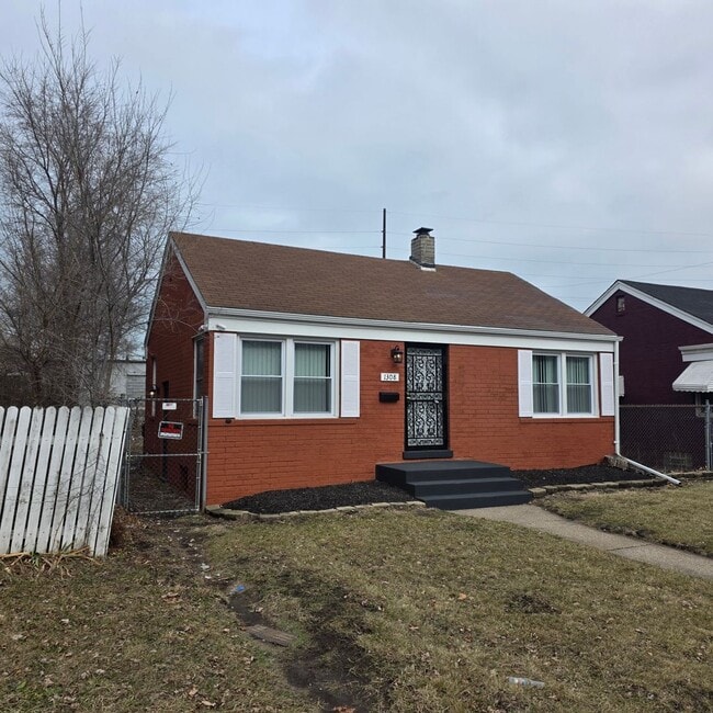 Building Photo - Perfect For You!!!!