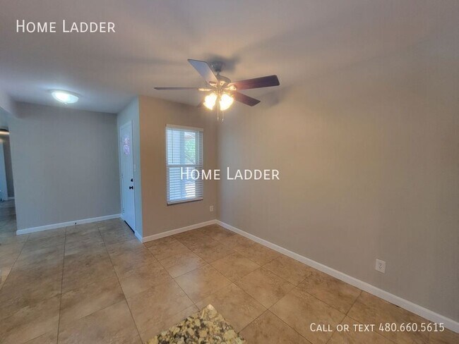 Building Photo - 6102 W Mauna Loa Ln