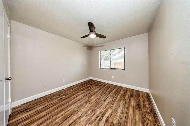 Building Photo - 308 Alba Ln
