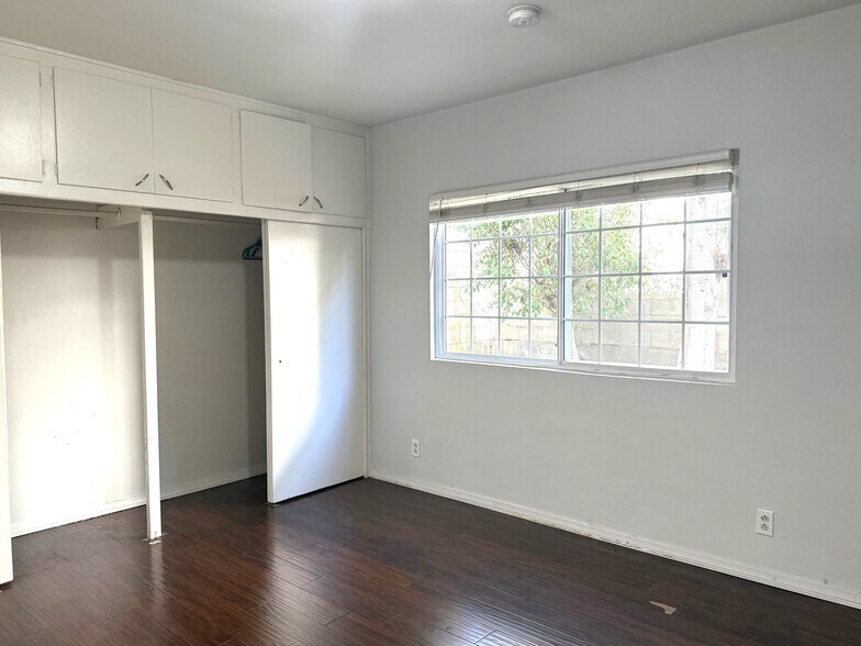 Building Photo - 1448 Butler Ave