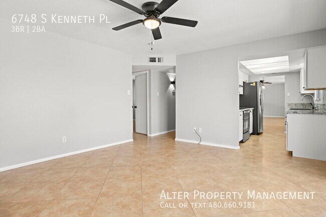 Building Photo - 6748 S Kenneth Pl