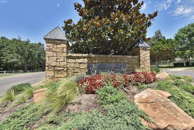 Building Photo - 4 Bedrooms/3Car/Edmond Schools -  Community Pool- Storm Shelter