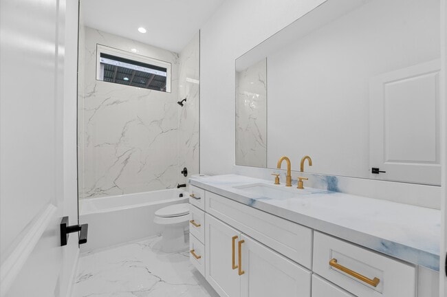 Building Photo - 7323 Bastogne Rd