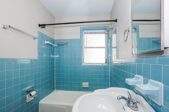 Building Photo - 445 Birch St