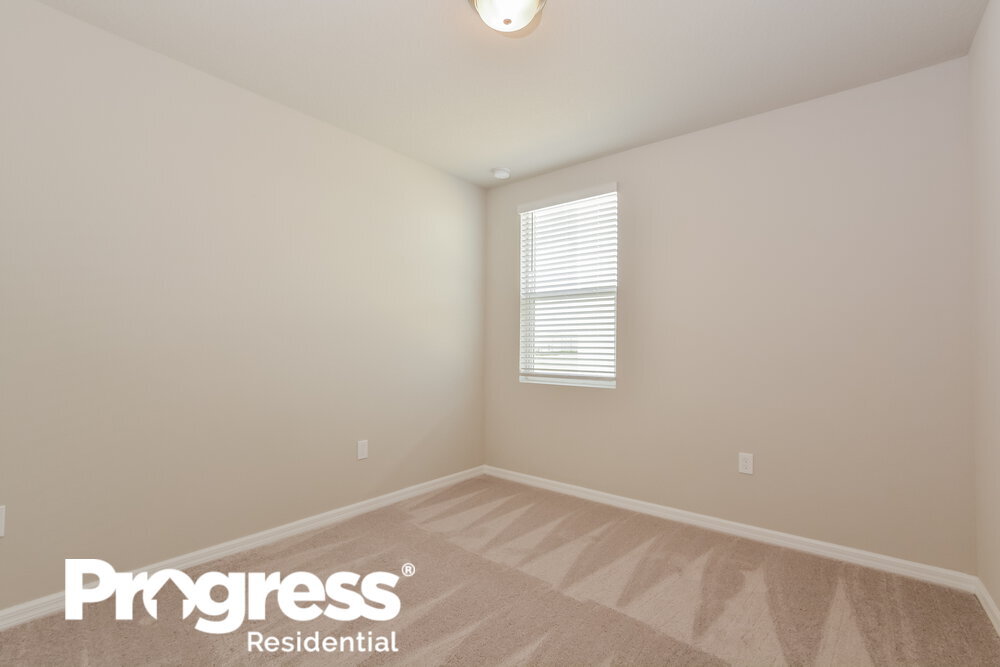 Building Photo - 1026 Oak Vly Dr